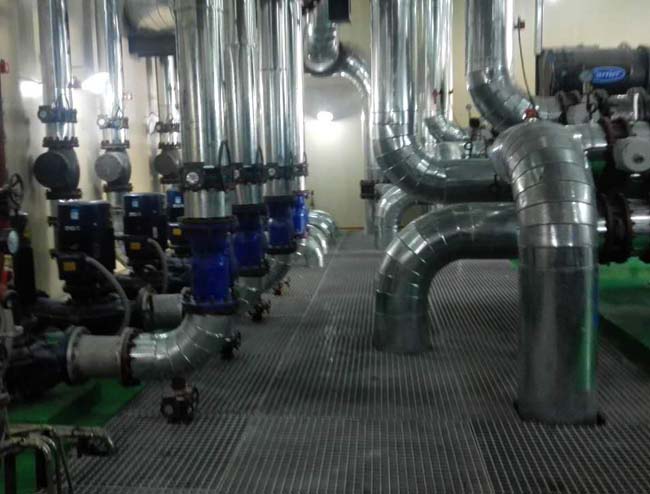 敦煌自来水厂公司一期28000平米水源热泵
